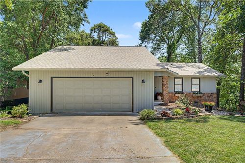 3 London Dr, Bella Vista, AR, 72715-8904 | Card Image
