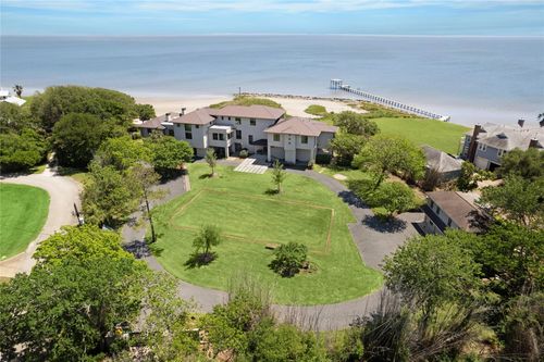 633 Quintana Roo Pl, Seabrook, TX, 77586-2572 | Card Image