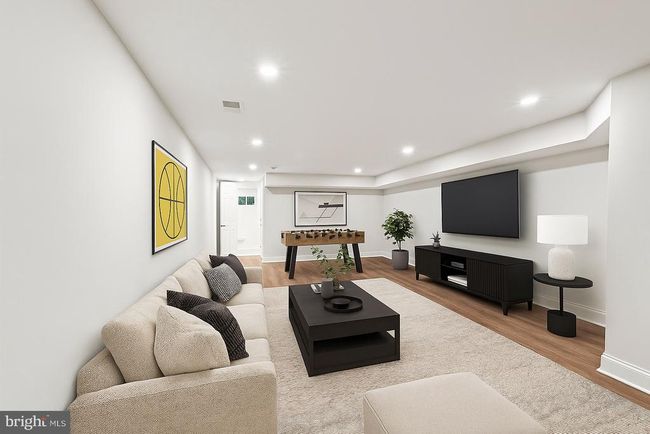 6445 N Sydenham St, Townhouse with 3 bedrooms, 2 bathrooms and null parking in PHILADELPHIA PA | Image 18