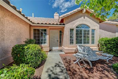 233 Honeywood Street, House other with 2 bedrooms, 2 bathrooms and null parking in Henderson NV | Image 3