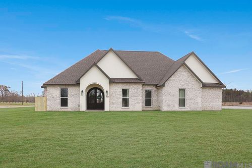 18056 Critter Cove Ln, Livingston, LA, 70754-4332 | Card Image