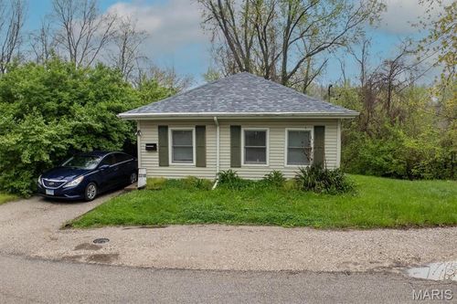 3310 Leroy Ave, Alton, IL, 62002-3042 | Card Image