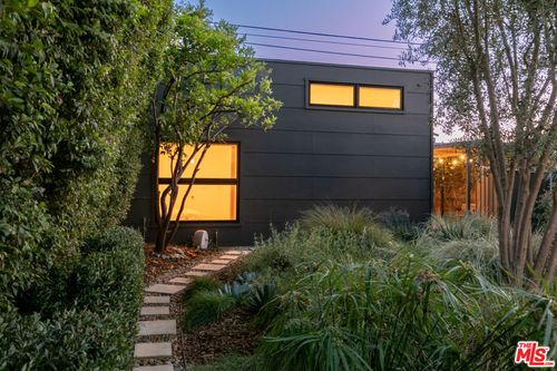 5676 Hub St, Los Angeles, CA, 90042 | Card Image