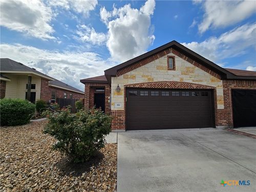 350 Creekside Curv, New Braunfels, TX, 78130-6509 | Card Image