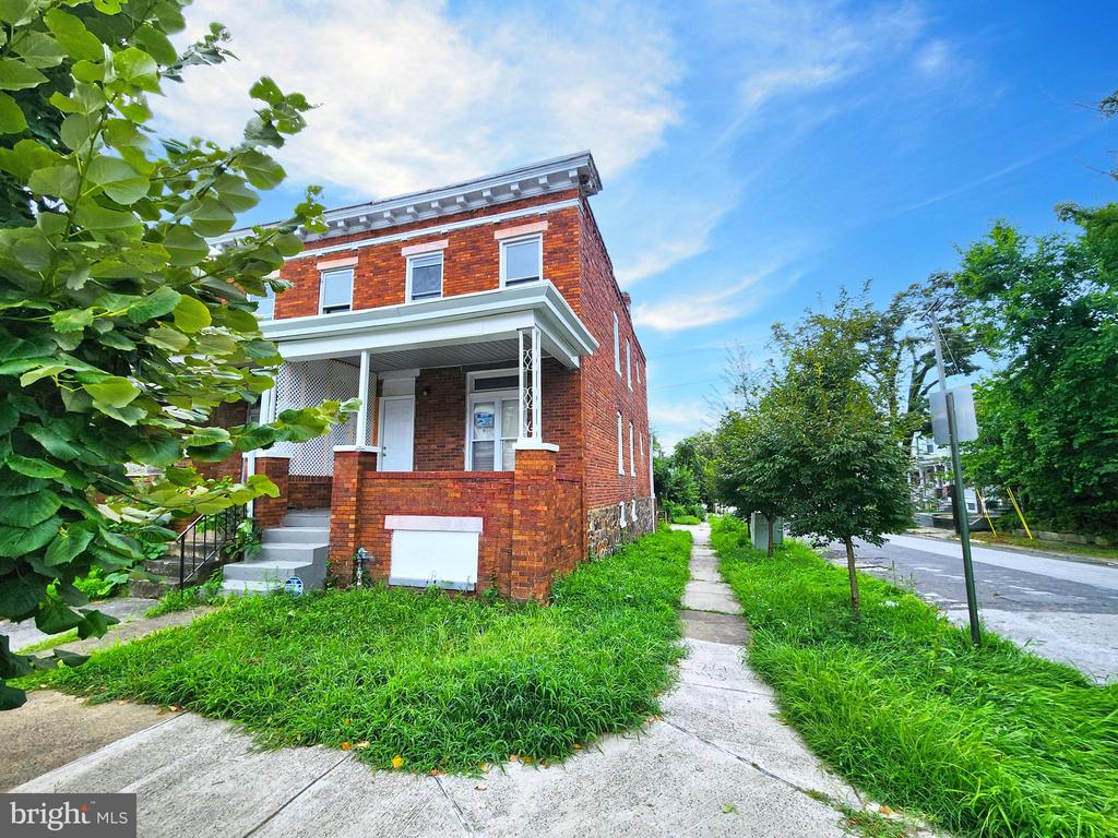 Baker St, Baltimore, MD 21216
