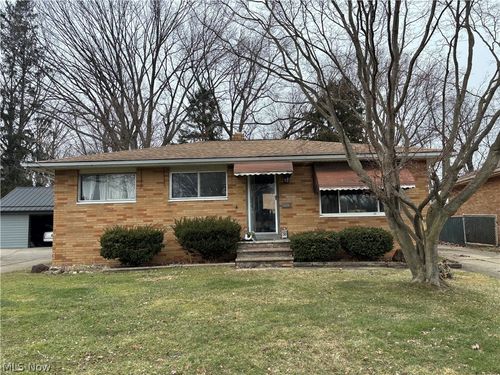 948 Bern Avenue, Cleveland, OH, 44109 | Card Image