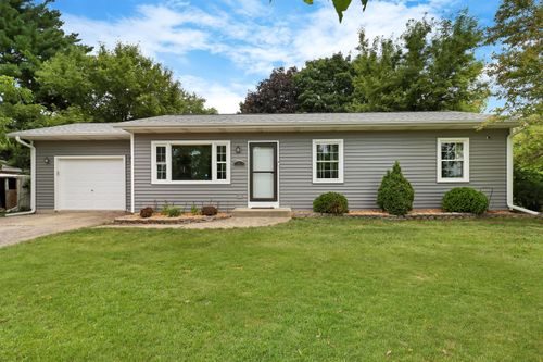 11515 277th Ave, Trevor, WI, 53179-9508 | Card Image