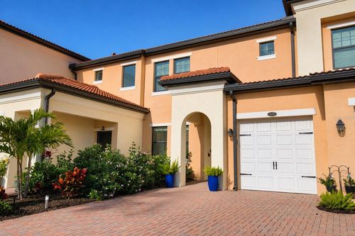 102-10042 Crooked Creek Dr, VENICE, FL, 34293-7385 | Card Image