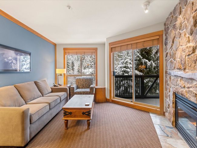 324B - 2036 London Lane, Condo with 2 bedrooms, 2 bathrooms and 1 parking in Whistler BC | Image 8