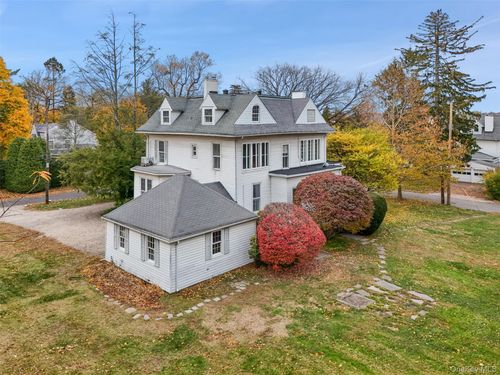 706 Fairway Ave, Mamaroneck, NY, 10543-4411 | Card Image