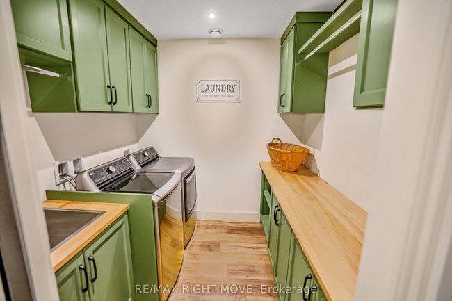 1025 Davis Dr, House other with 5 bedrooms, 3 bathrooms and 15 parking in Severn Bridge ON | Image 10