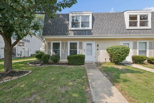 21u-21 Fernwood Dr, Bolingbrook, IL, 60440 | Card Image