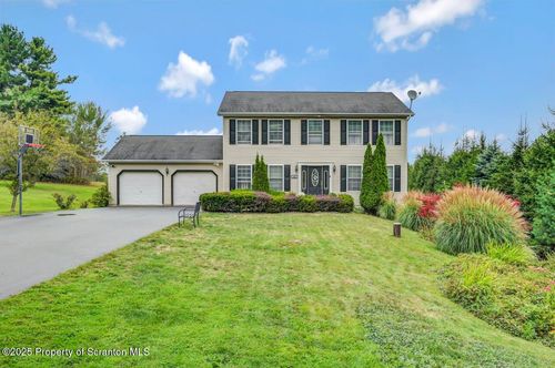 53 Debbie Dr, Jefferson Twp, PA, 18436-3270 | Card Image