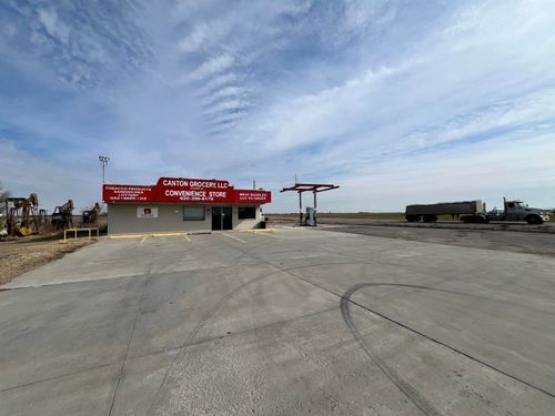 2702 Us Highway 56, Canton, KS, 67428-8903 | Card Image