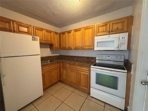 202-8275 Ne Miami Ct, Miami, FL, 33138-3726 | Card Image
