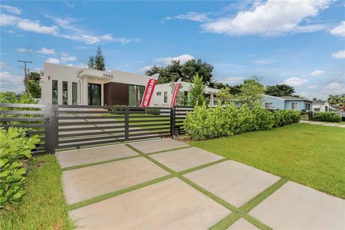 2665 Johnson St, Hollywood, FL, 33020 | Card Image