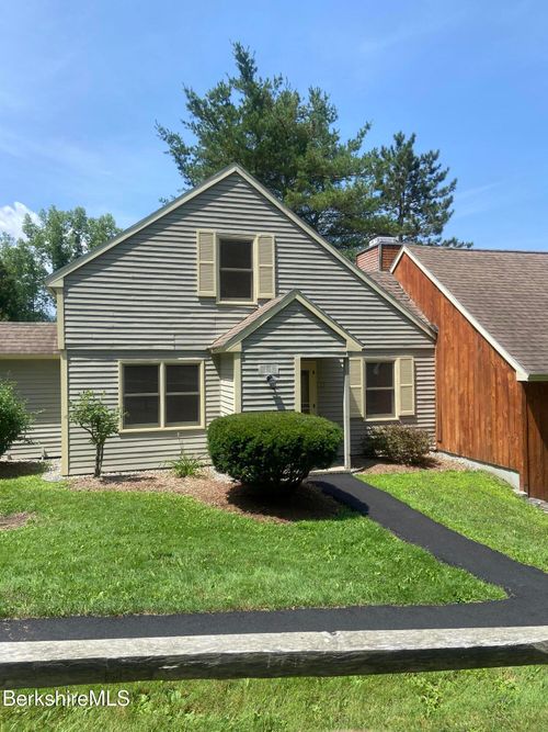 11 Corey Rd, Hancock, MA, 01237-9541 | Card Image