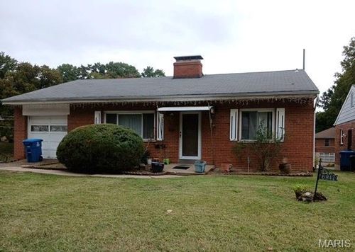 6947 Groveland Dr, Saint Louis, MO, 63121-2716 | Card Image