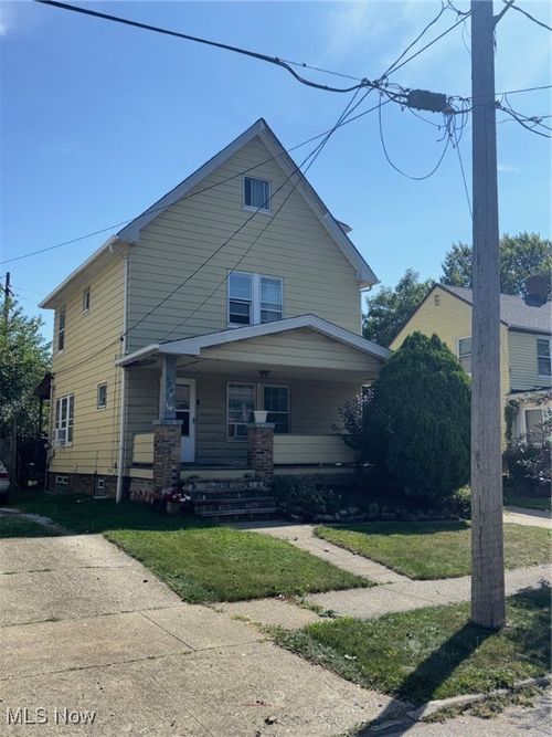 3043 W 111th St, Cleveland, OH, 44111-1809 | Card Image