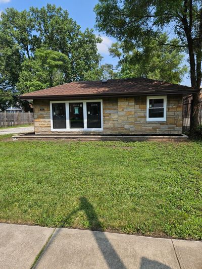 2121 S 5th Avenue, House other with 3 bedrooms, 2 bathrooms and 10 parking in Maywood IL | Image 1