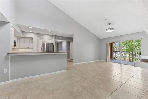 apt-304-1210 Wildwood Lakes Blvd, NAPLES, FL, 34104-5807 | Card Image