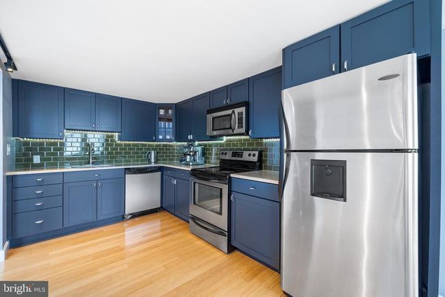 301-25 - 1023 Clinton St, Condo with 2 bedrooms, 2 bathrooms and null parking in PHILADELPHIA PA | Image 18