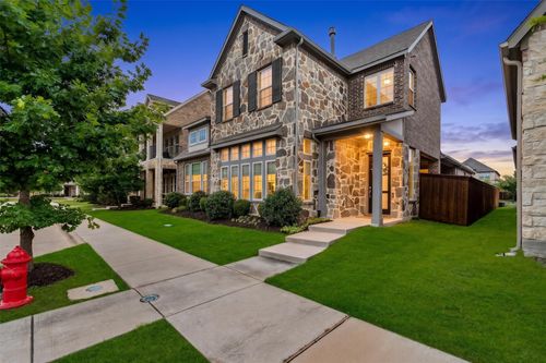 1465 William Way, Farmers Branch, TX, 75234-1331 | Card Image