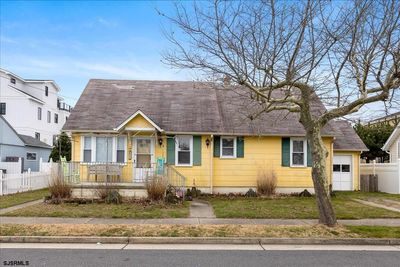 32 N Pelham Ave, House other with 3 bedrooms, 1 bathrooms and null parking in Longport NJ | Image 1