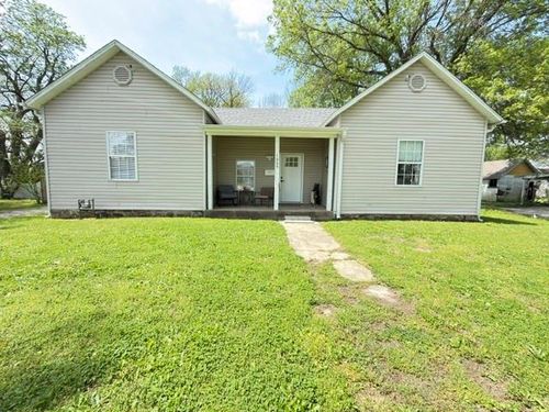 1005 Walnut St, Lamar, MO, 64759-1446 | Card Image