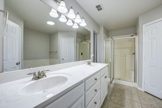 11440 Mitchell Cir, House other with 3 bedrooms, 2 bathrooms and null parking in Ponder TX | Image 14