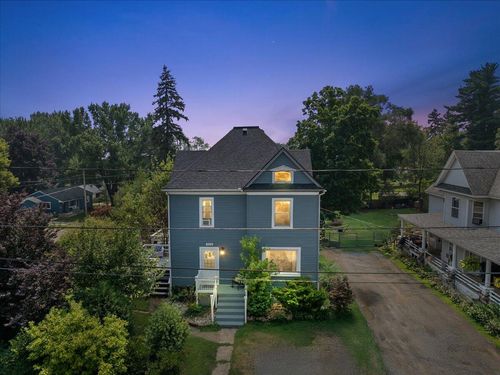 928 Jordan Lake St, Lake Odessa, MI, 48849-1272 | Card Image