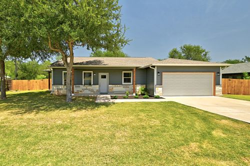 120 Waianae Ct, Bastrop, TX, 78602-2036 | Card Image