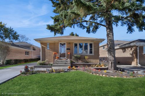 8632 N Merrill Street, Niles, IL, 60714 | Card Image