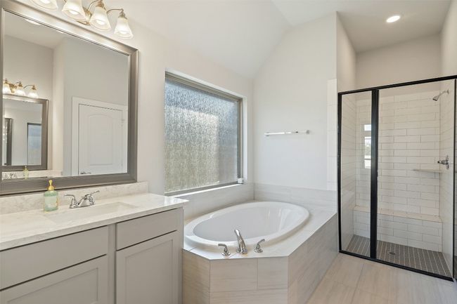 521 Cold River Run, House other with 4 bedrooms, 3 bathrooms and 6 parking in Kyle TX | Image 25