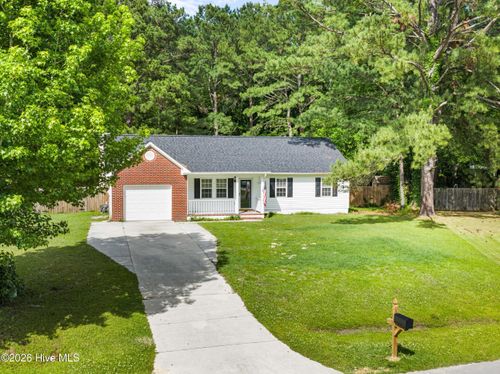 116 Sweetwater Dr, Jacksonville, NC, 28540-7609 | Card Image