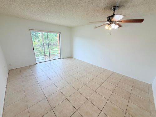 3-3b-4304 Nw 9th Ave, Deerfield Beach, FL, 33064-1756 | Card Image
