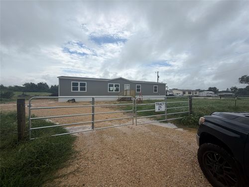 3031 County Road 124, Floresville, TX, 78114-5344 | Card Image