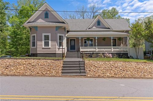 212 Gwyn Ave, Elkin, NC, 28621-3425 | Card Image