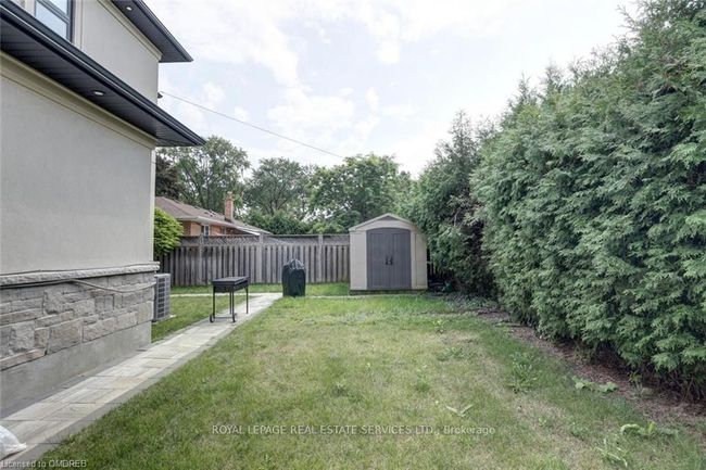 1164 Bridge Rd, House other with 5 bedrooms, 5 bathrooms and 4 parking in Oakville ON | Image 49