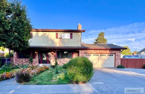 2075 Belmont Ave, Idaho Falls, ID, 83404-6410 | Card Image