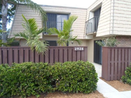 2928 Sw Sunset Trace Cir, Palm City, FL, 34990-2620 | Card Image