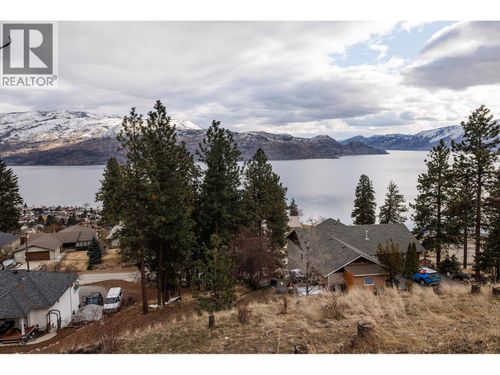 3993 Ponderosa Pl, Peachland, BC, V0H1X5 | Card Image