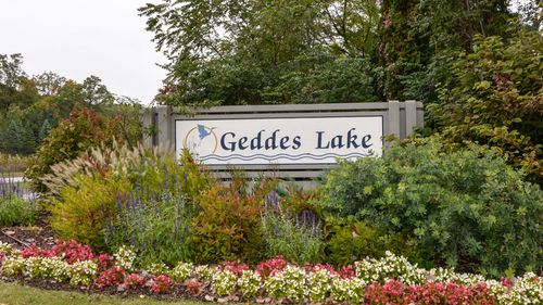 718 Peninsula Ct, Ann Arbor, MI, 48105-2508 | Card Image