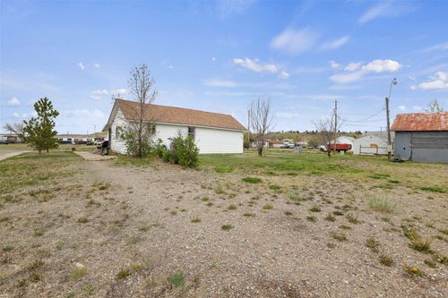 407 Liberty Ave, Shelby, MT, 59474-2124 | Card Image