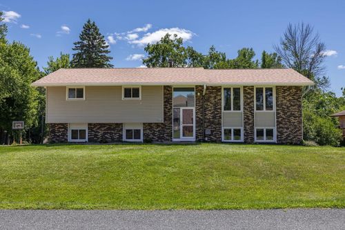 W5719 Heatherwood Place, Shelby, WI, 54601 | Card Image