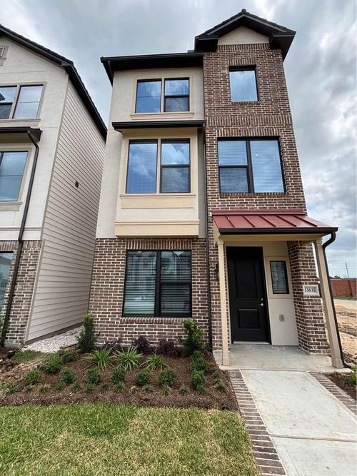 13635 Teal Bluff Ln, Houston, TX, 77077-1307 | Card Image