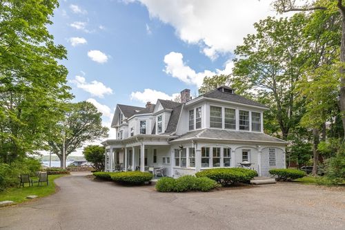 28 Eastern Point Rd, Gloucester, MA, 01930-4130 | Card Image