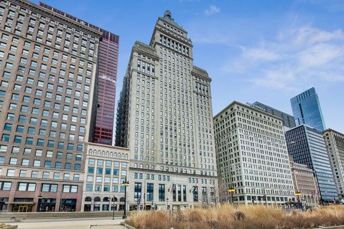 2800-310 S Michigan Ave, Chicago, IL, 60604-4232 | Card Image