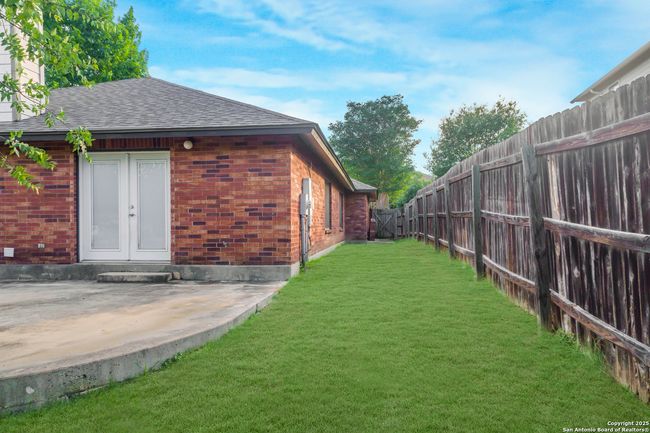 12012 Brent Ter, House other with 3 bedrooms, 2 bathrooms and null parking in Live Oak TX | Image 17
