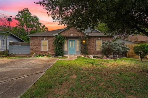 5604 Northdale Dr, Austin, TX, 78723-6243 | Card Image